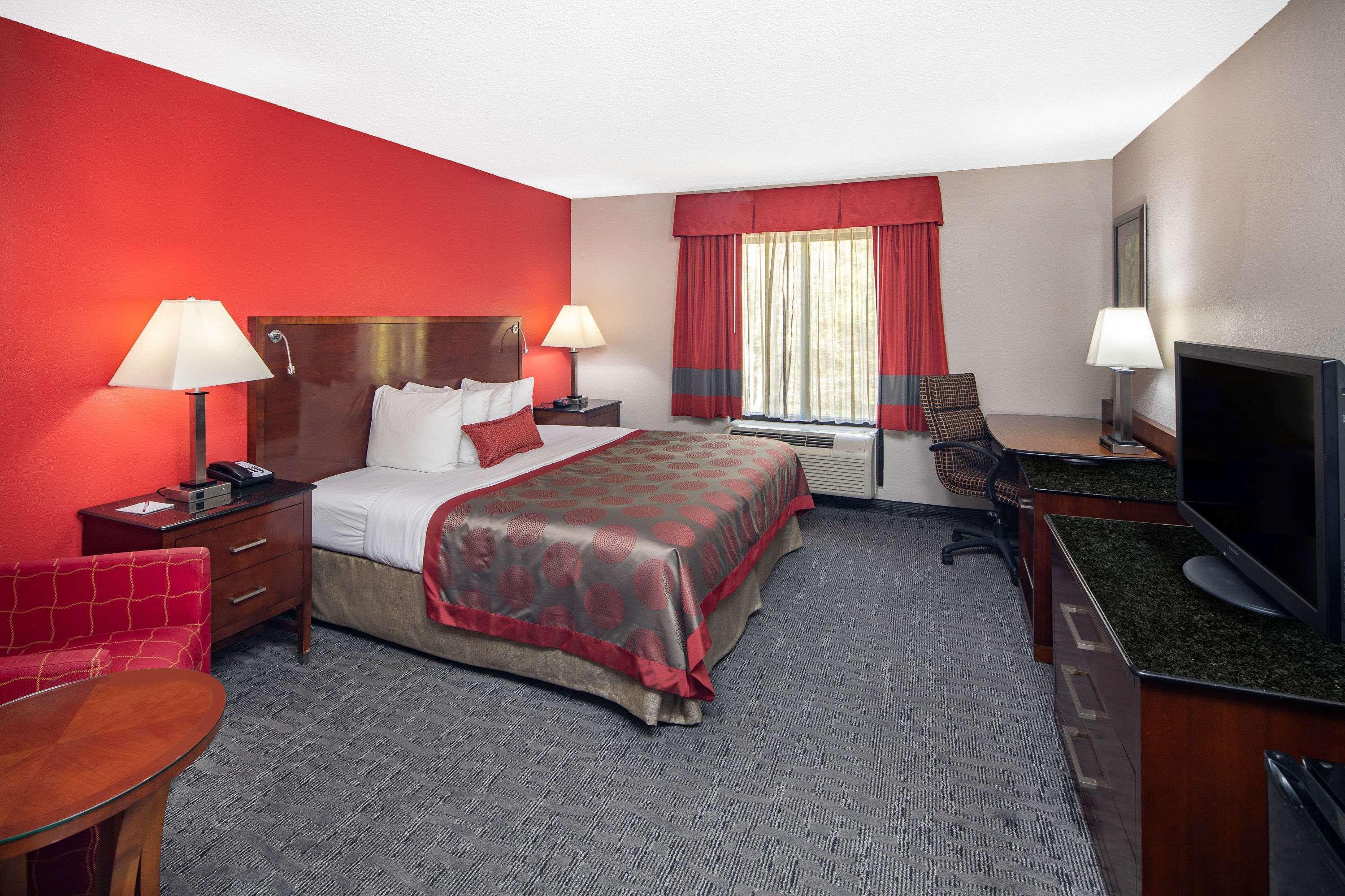 รามาดา บาย วินด์แฮม อัลฟาเรตตา Hotel อัลฟาเรททา ภายนอก รูปภาพ